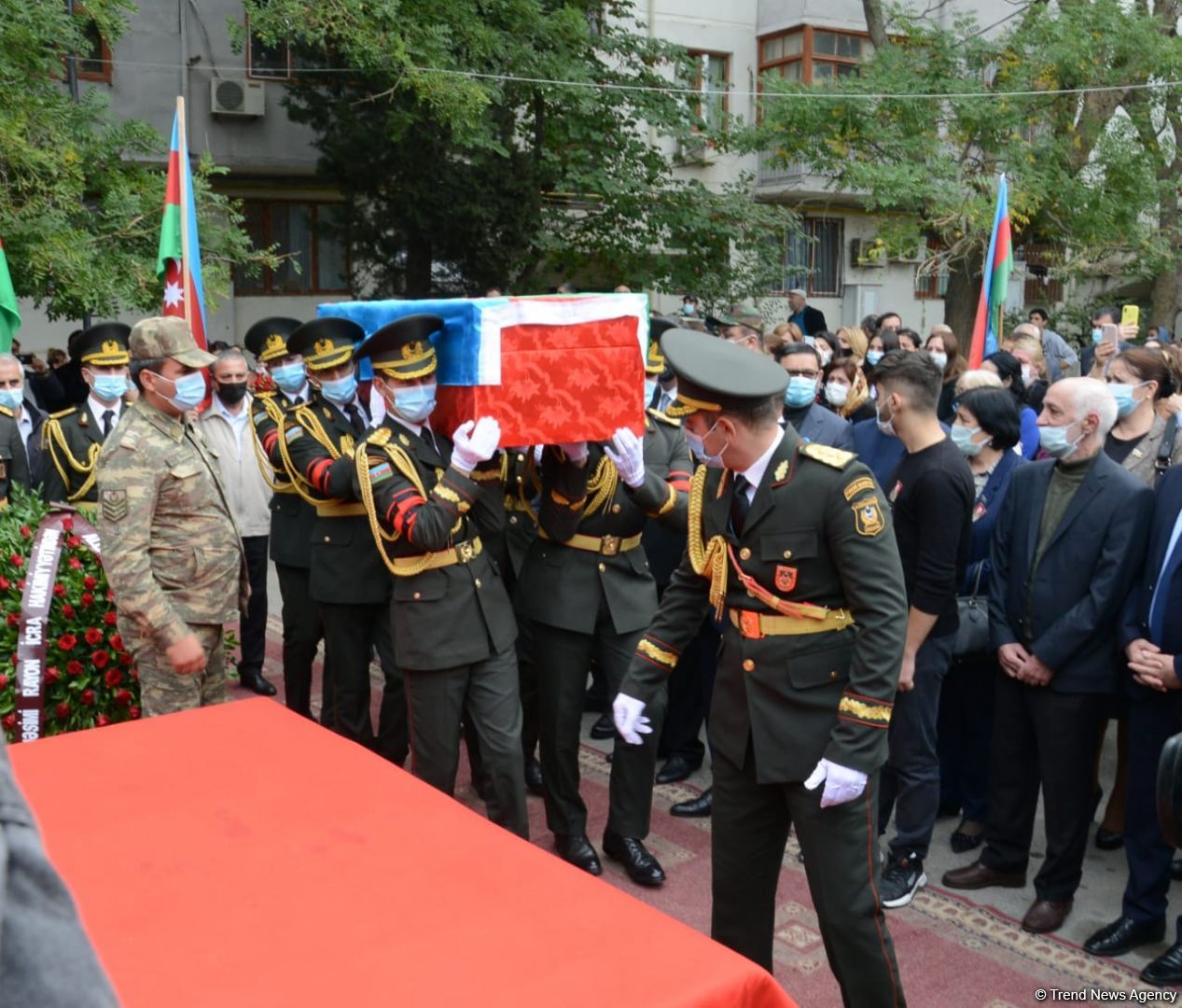 Dmitri Solntsev 2-ci Şəhidlər Xiyabanında dəfn olunub (FOTO) (ƏLAVƏ OLUNUB 3)