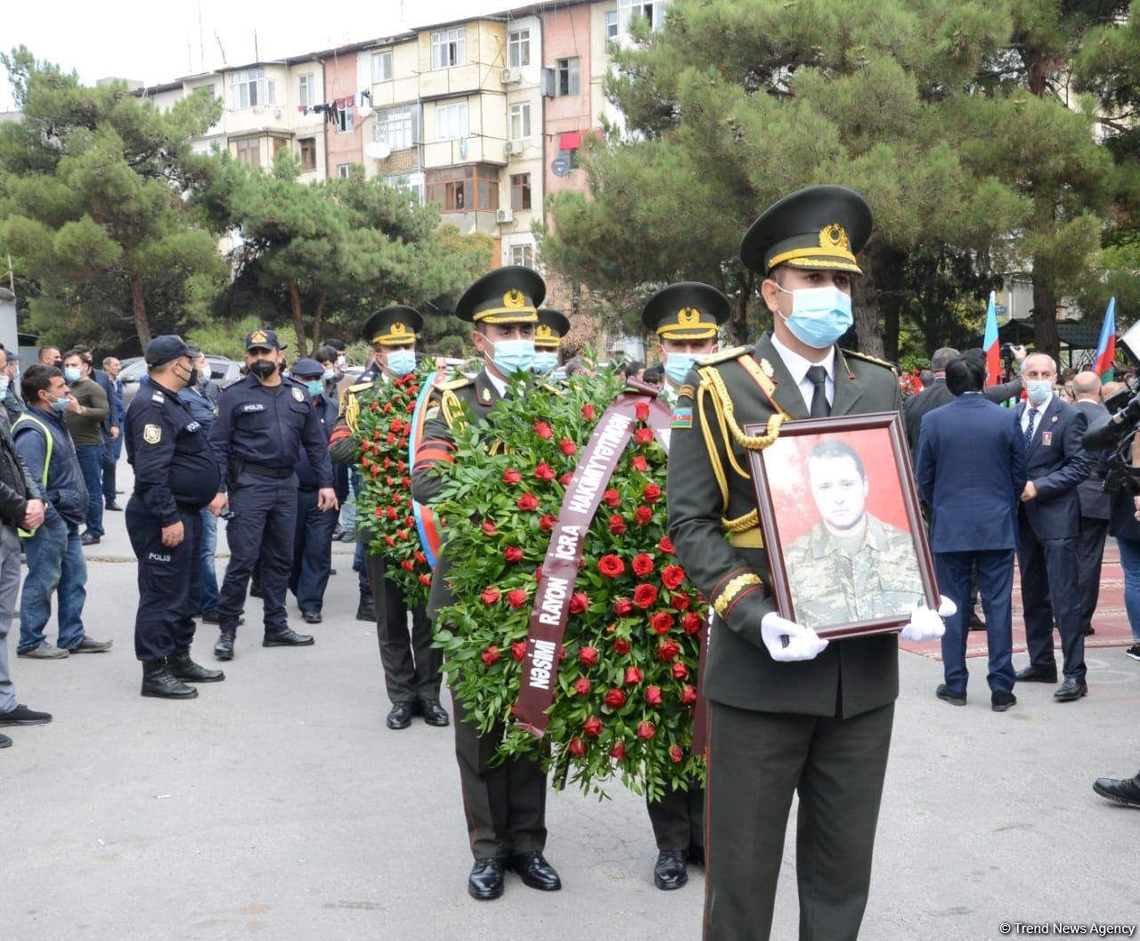 Dmitri Solntsev 2-ci Şəhidlər Xiyabanında dəfn olunub (FOTO) (ƏLAVƏ OLUNUB 3)
