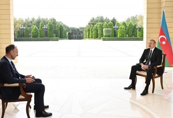 Zəfər xronikası. 31 oktyabr 2020-ci il: Prezident İlham Əliyev Almaniyanın ARD televiziya kanalına müsahibə verib (FOTO/VİDEO)
