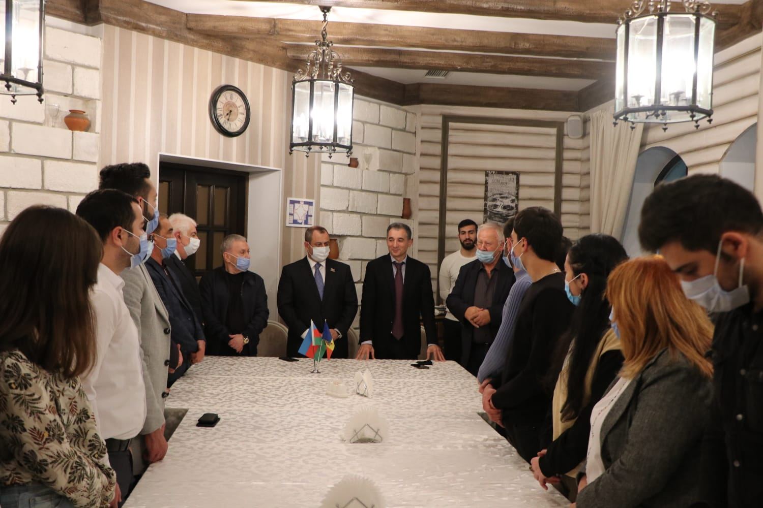 Adil Əliyev Moldovada iş adamları, diaspor fəalları və gənclərə Ermənistanın təcəvüzkar siyasəti və Ordumuzun səriştəli əks-hücumu barədə məlumat verib (FOTO)