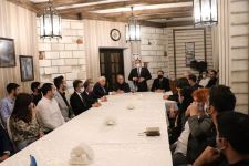 Adil Əliyev Moldovada iş adamları, diaspor fəalları və gənclərə Ermənistanın təcəvüzkar siyasəti və Ordumuzun səriştəli əks-hücumu barədə məlumat verib (FOTO)