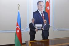 Baş prokuror Kamran Əliyev Böyük Britaniyanın ölkəmizdəki səfiri ilə görüşüb (FOTO)