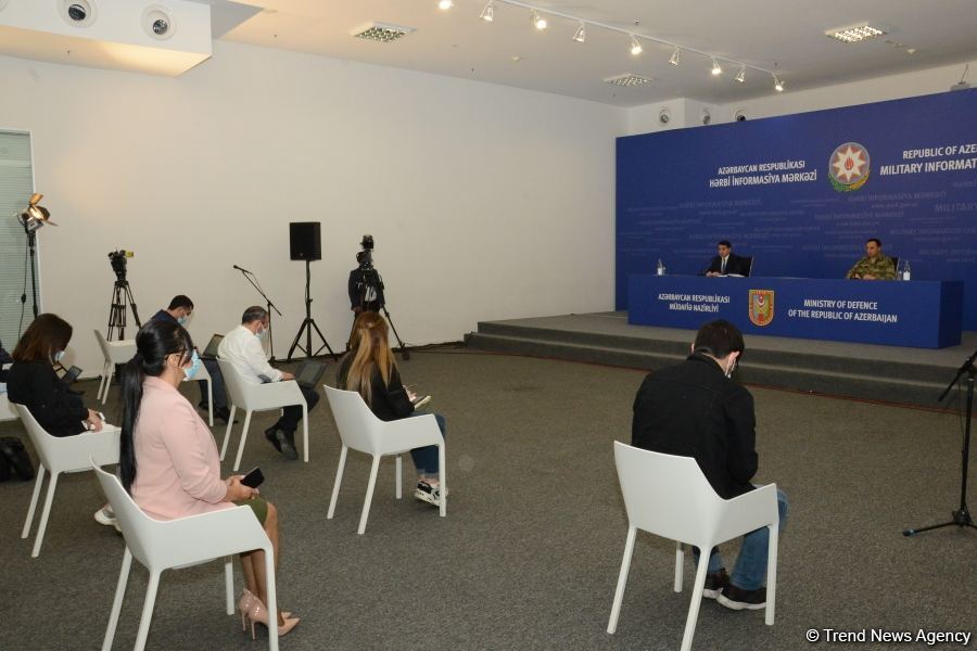 Prezidentin köməkçisi və MN rəsmisinin birgə brifinqi keçirilib (FOTO)