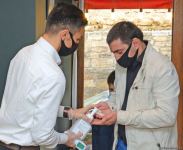 Paytaxt restoranları sanitar-epidemioloji qaydalara necə riayət edir (FOTOREPORTAJ)