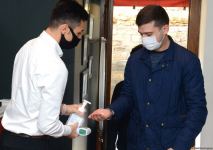Paytaxt restoranları sanitar-epidemioloji qaydalara necə riayət edir (FOTOREPORTAJ)