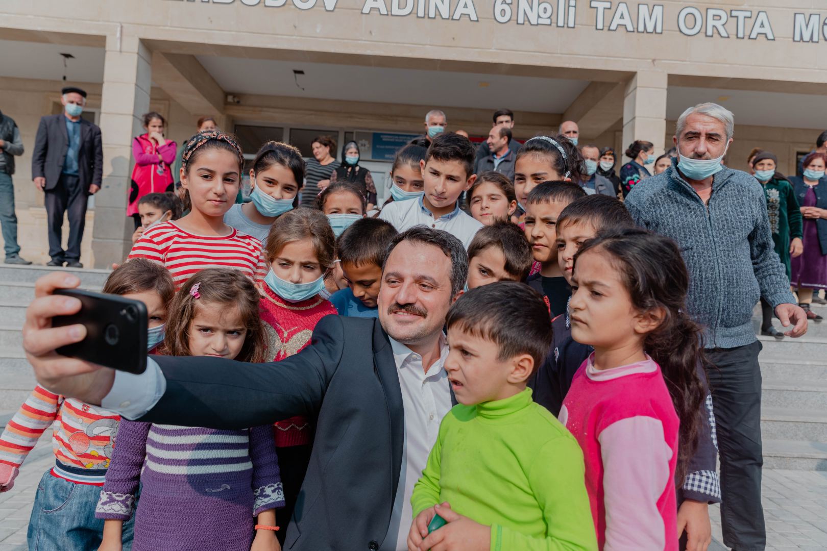 Türkiyə Gənclər Fondu Bərdə və Gəncə terrorunun nəticələri ilə yerində tanış olub (FOTO)