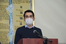Əsir düşmüş erməni adventist Bakıda ibadət evində dua edib (FOTO)