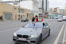 Bakıda Qələbə sevinci: Xalqımız Şuşanın azad olunmasını böyük coşqu ilə qeyd edir (FOTO/VİDEO)