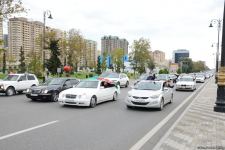 Bakıda Qələbə sevinci: Xalqımız Şuşanın azad olunmasını böyük coşqu ilə qeyd edir (FOTO/VİDEO)