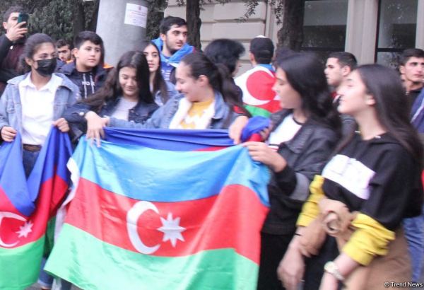 Harada olmasından asılı olmayaraq hər bir azərbaycanlı bu günü bayram kimi qeyd edir