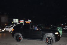 Paytaxt sakinləri tarixi Qələbəni qeyd edir (FOTO/VİDEO)