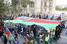 Azərbaycan Qələbəsini və ədalətin bərpasını qeyd edir (FOTO)