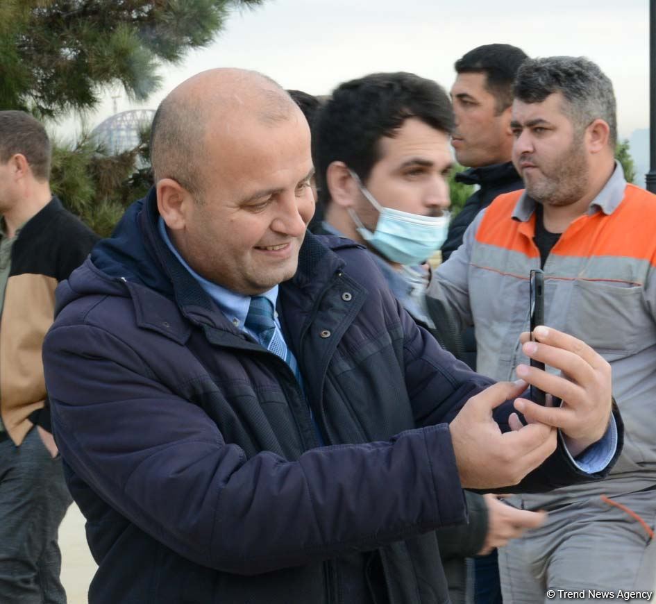 Azərbaycan Qələbəsini və ədalətin bərpasını qeyd edir (FOTO)