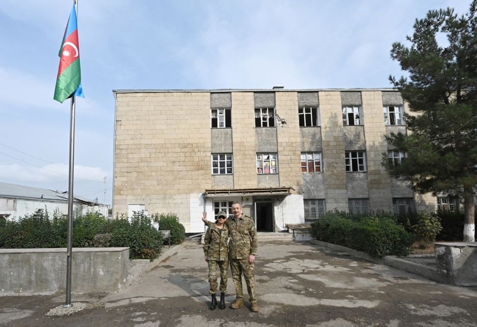 Prezident İlham Əliyev və birinci xanım Mehriban Əliyeva işğaldan azad edilmiş Füzuli və Cəbrayıl rayonlarında, o cümlədən Füzuli və Cəbrayıl şəhərlərində olublar (FOTO) (YENİLƏNİB)
