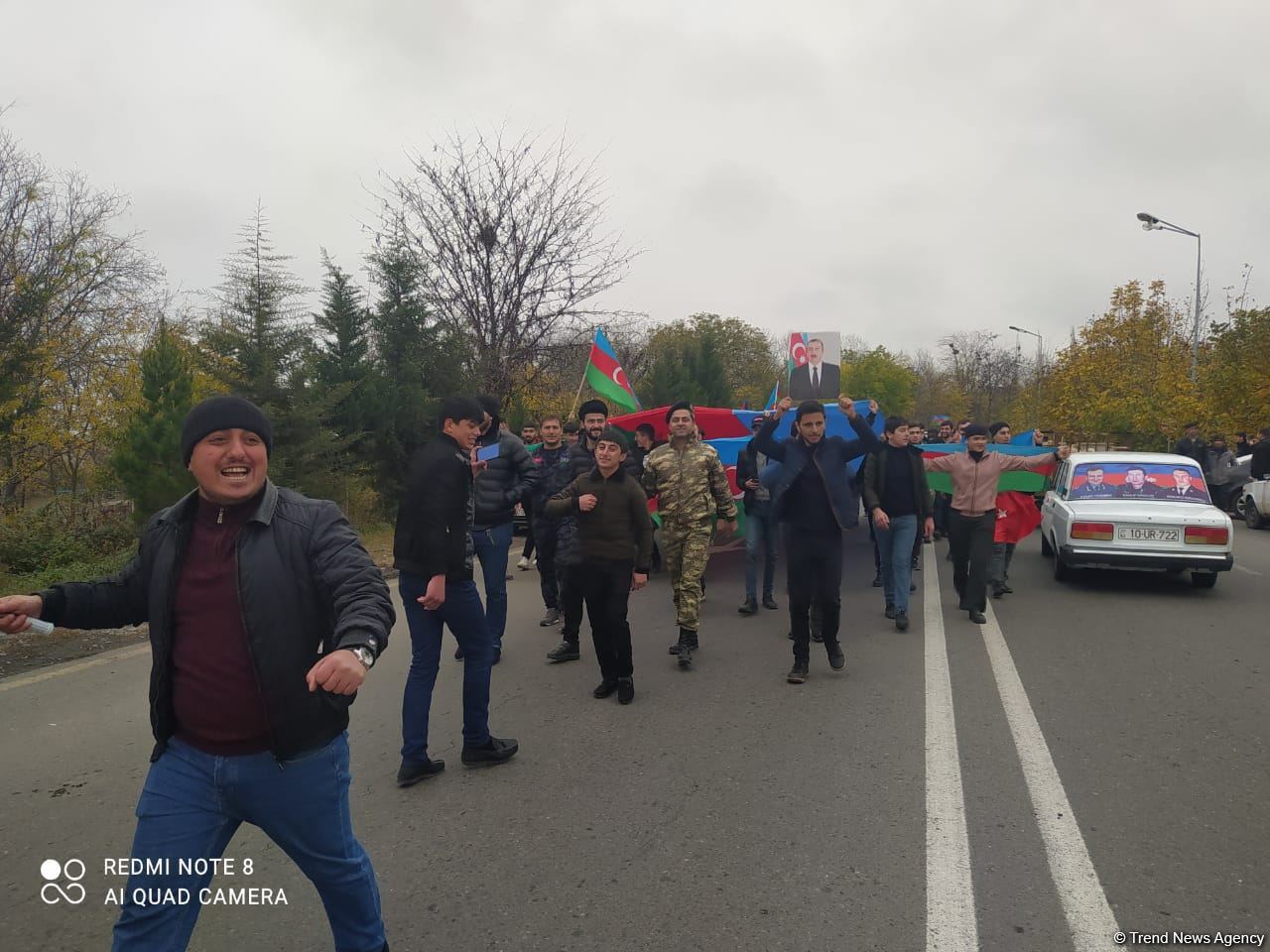Ağdamda bayram yürüşü keçirilib (FOTO/VİDEO)