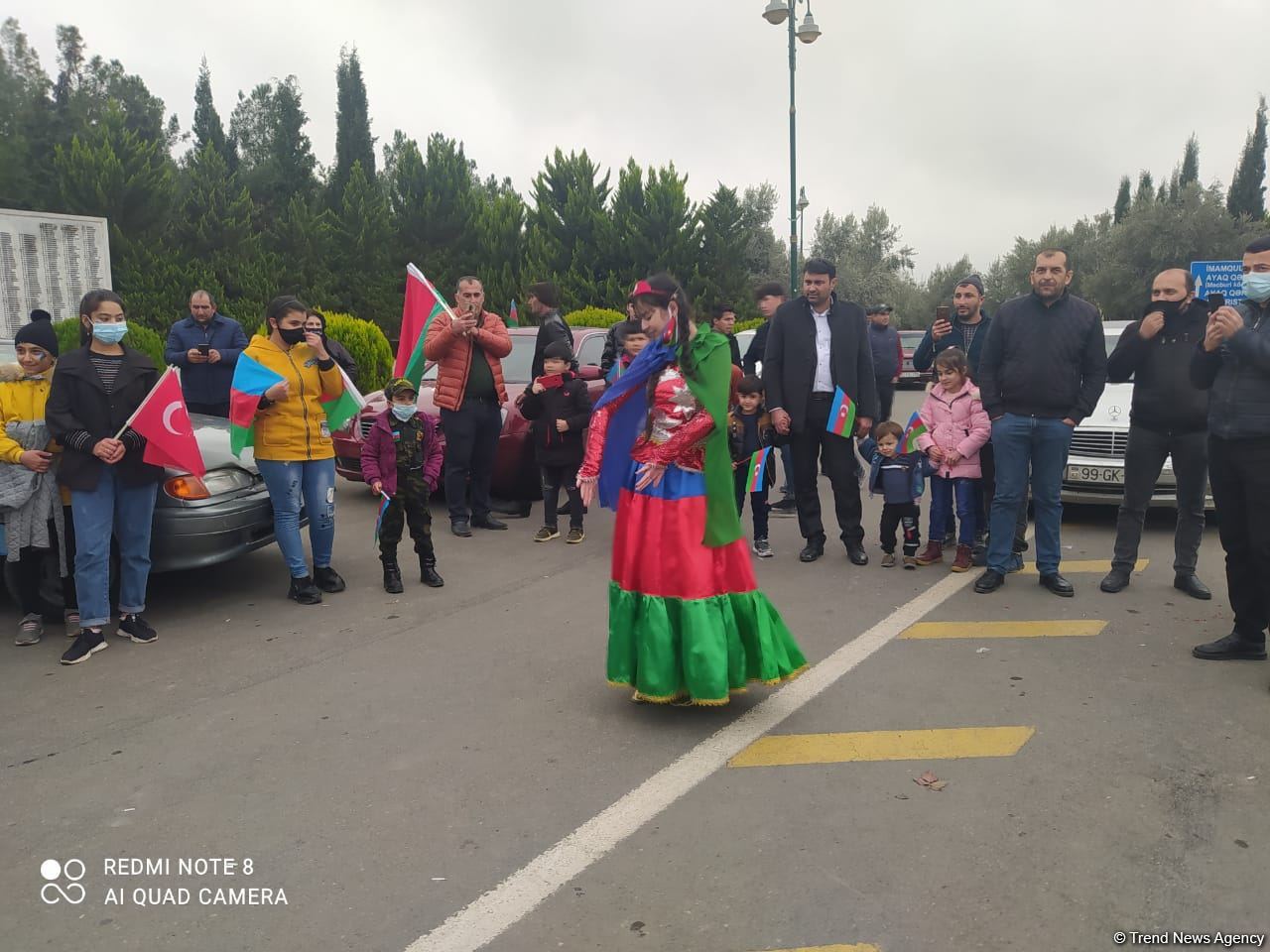 Ağdamda bayram yürüşü keçirilib (FOTO/VİDEO)
