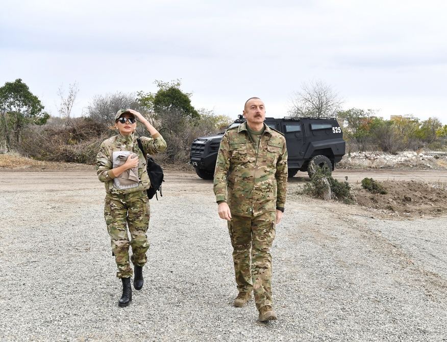 Prezident İlham Əliyev və birinci xanım Mehriban Əliyeva işğaldan azad edilmiş Ağdam şəhərində olublar (FOTO/VİDEO) (YENİLƏNİB-2)