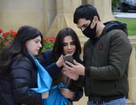 Kəlbəcər sakinləri Şəhidlər Xiyabanını ziyarət ediblər (FOTO)