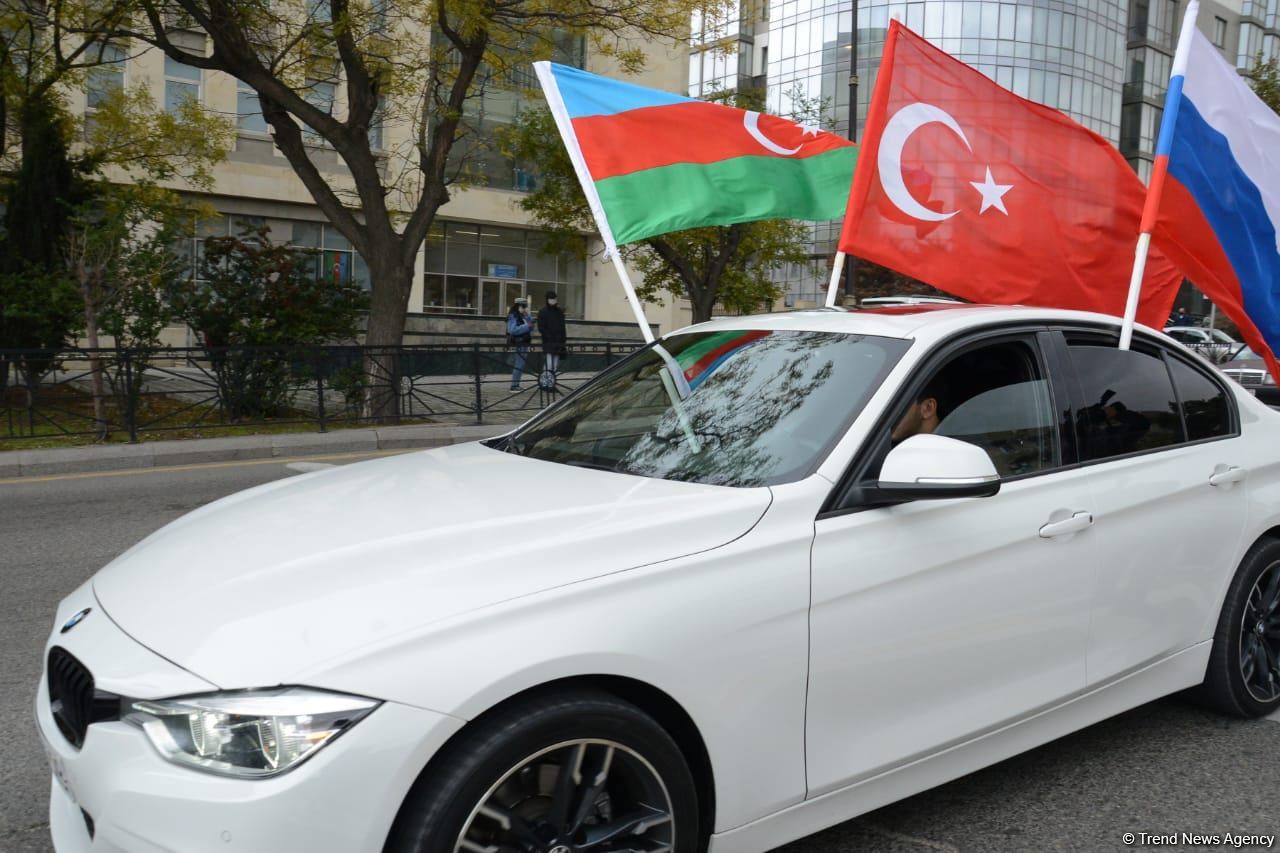 Kəlbəcərin işğaldan azad olunması münasibətilə yürüş keçirilir (FOTO)