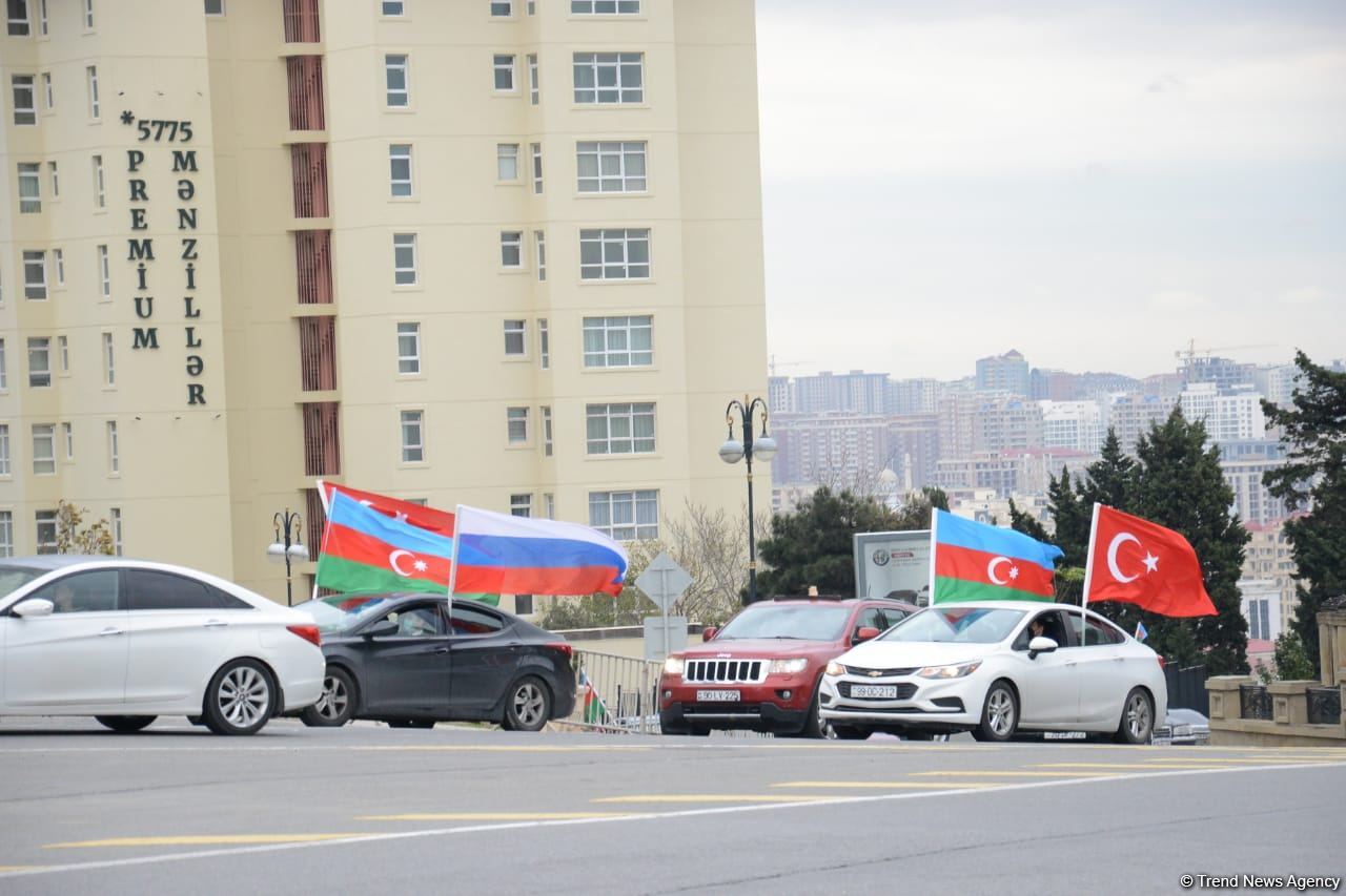Kəlbəcərin işğaldan azad olunması münasibətilə yürüş keçirilir (FOTO)