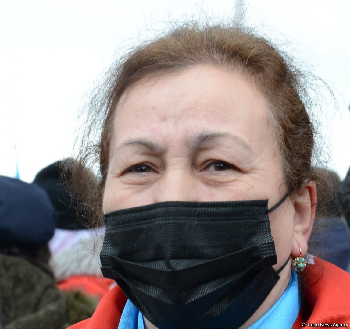Laçın sakinləri Şəhidlər Xiyabanını ziyarət ediblər (FOTO)