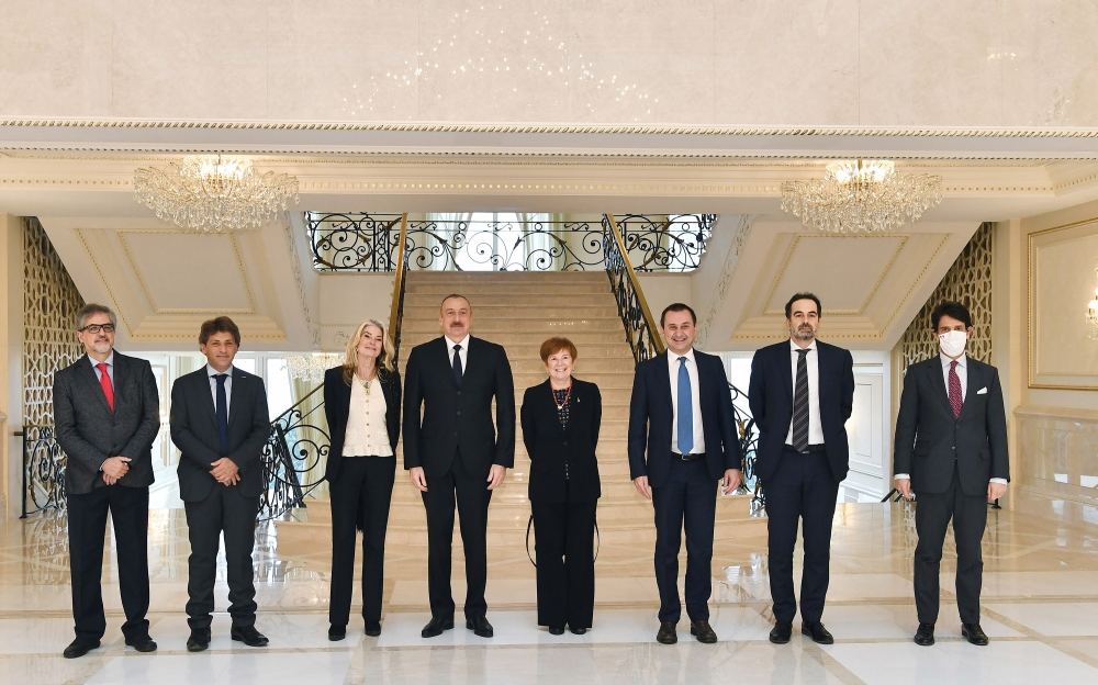 Prezident İlham Əliyev: Ballistik raketlər məqsədyönlü şəkildə məhz mülki vətəndaşların yaşadığı məkana gecə vaxtı istiqamətləndirilmişdir