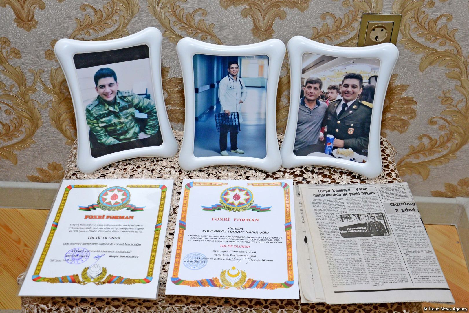 Turqut deyirdi ki, hərbçi yoldaşları ön cəbhədə ola-ola, özü arxada ola bilməz - Şəhid anası (FOTO)
