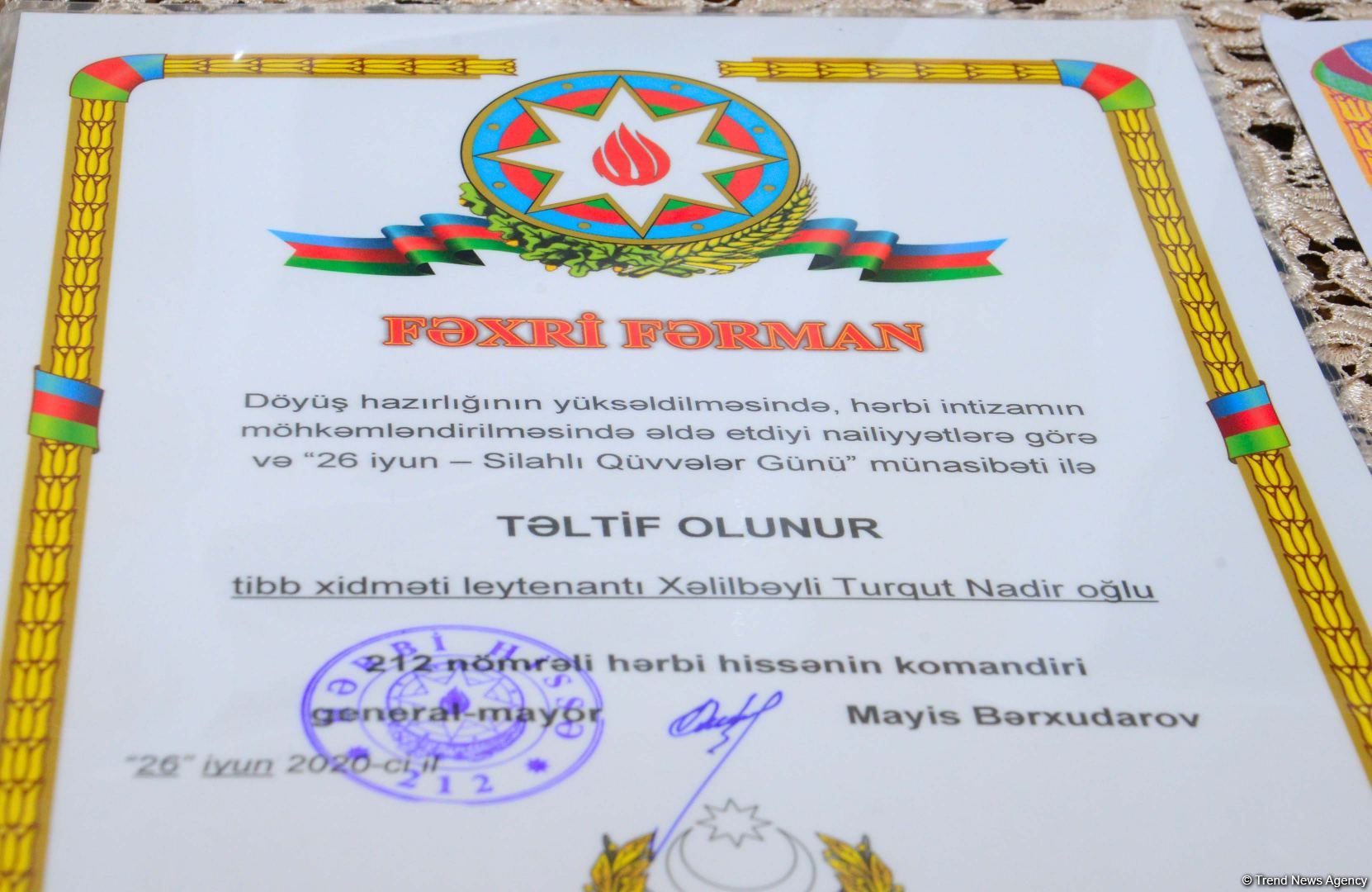 Turqut deyirdi ki, hərbçi yoldaşları ön cəbhədə ola-ola, özü arxada ola bilməz - Şəhid anası (FOTO)