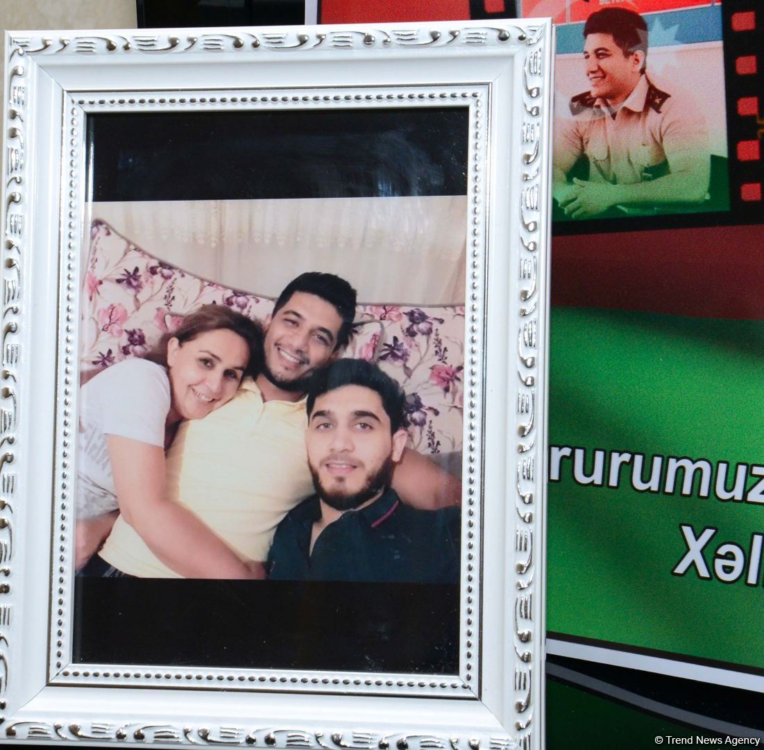 Turqut deyirdi ki, hərbçi yoldaşları ön cəbhədə ola-ola, özü arxada ola bilməz - Şəhid anası (FOTO)