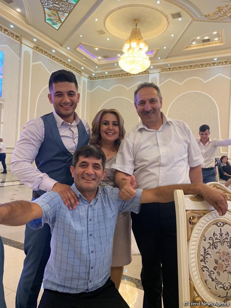 Turqut deyirdi ki, hərbçi yoldaşları ön cəbhədə ola-ola, özü arxada ola bilməz - Şəhid anası (FOTO)