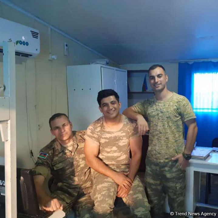 Turqut deyirdi ki, hərbçi yoldaşları ön cəbhədə ola-ola, özü arxada ola bilməz - Şəhid anası (FOTO)