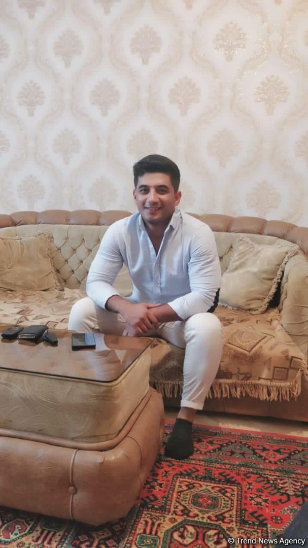 Turqut deyirdi ki, hərbçi yoldaşları ön cəbhədə ola-ola, özü arxada ola bilməz - Şəhid anası (FOTO)