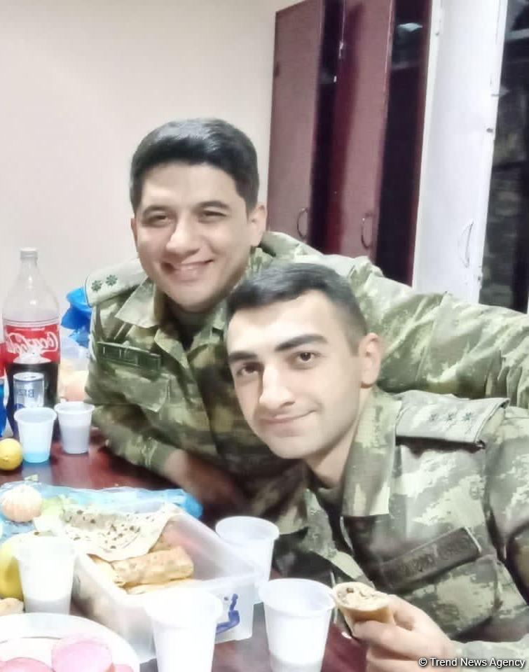 Turqut deyirdi ki, hərbçi yoldaşları ön cəbhədə ola-ola, özü arxada ola bilməz - Şəhid anası (FOTO)