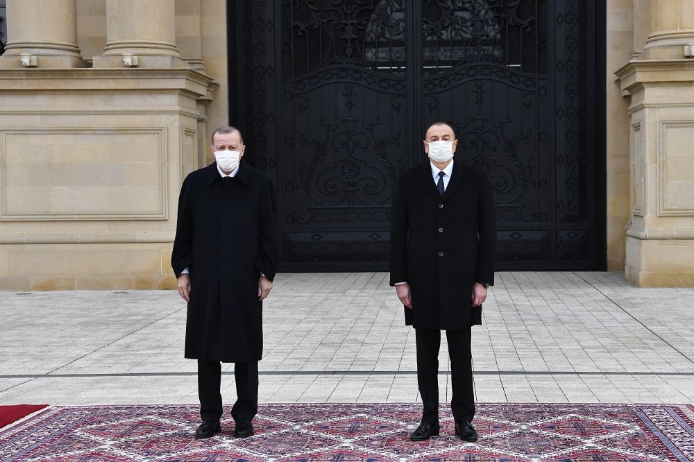 Türkiyə Prezidenti Rəcəb Tayyib Ərdoğanın rəsmi qarşılanma mərasimi olub (FOTO/VİDEO)
