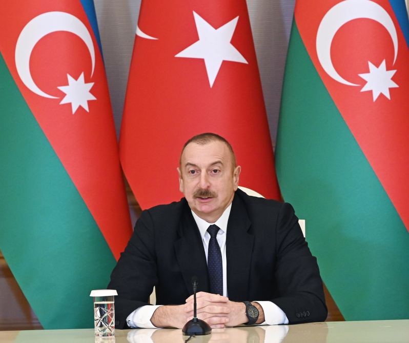 Azərbaycan Prezidenti: Biz Şuşaya Türkiyə şirkətlərinin inşa edəcəyi yeni avtomobil yolu ilə, inşallah, qardaşım Ərdoğanla bərabər gedəcəyik