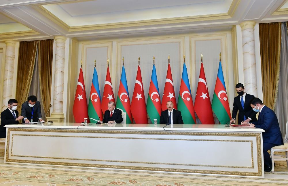 Prezident İlham Əliyev və Rəcəb Tayyib Ərdoğanın iştirakı ilə sənədlərin imzalanması mərasimi olub (FOTO/VİDEO) (YENİLƏNİB)