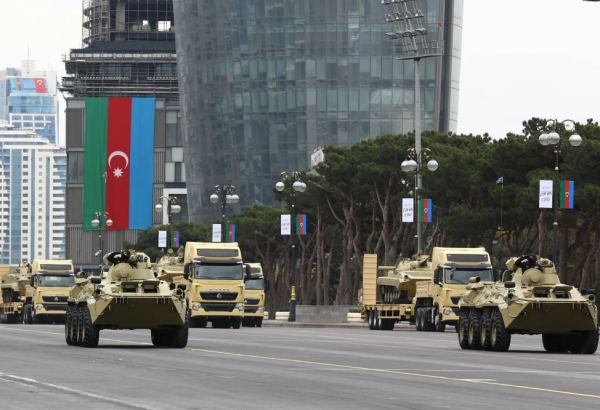 Zəfər Günü Azərbaycanda bayram günləri siyahısına daxil edilir