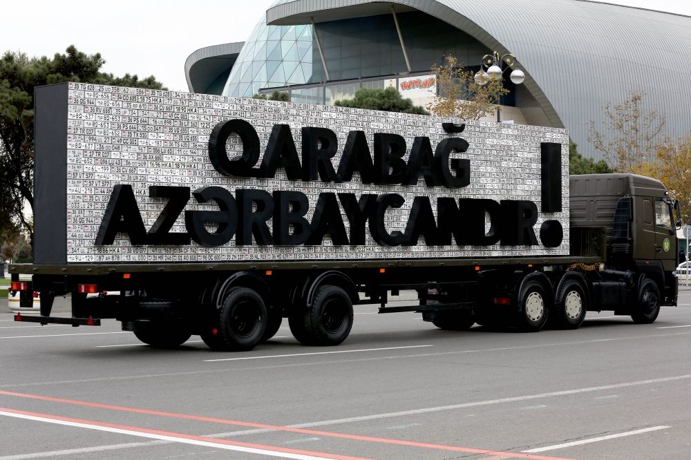 Prezident İlham Əliyev və Rəcəb Tayyib Ərdoğan Zəfər paradında iştirak ediblər (YENİLƏNİB-2) (FOTO/VİDEO)