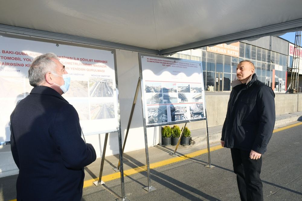 Prezident İlham Əliyev Bakı-Quba-Rusiya Federasiyası ilə dövlət sərhədi avtomobil yolunun yenidən qurulmuş hissəsində görülən işlərlə tanış olub (FOTO/VİDEO)