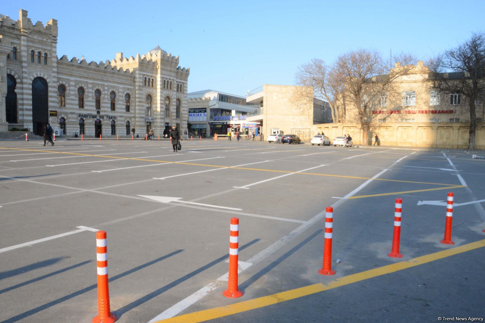 Bakının mərkəzində yeni pullu parkinq yaradılır (FOTO)
