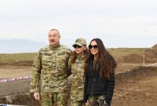 Prezident İlham Əliyev Füzuli rayonunda Füzuli-Şuşa yolunun və hava limanının təməlini qoyub, Şuşa şəhərində səfərdə olub (FOTO/VİDEO) (YENİLƏNİB)