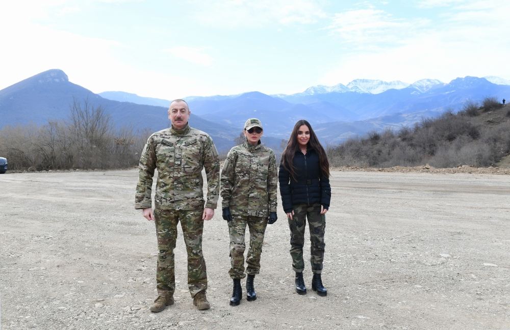 Prezident İlham Əliyev Füzuli rayonunda Füzuli-Şuşa yolunun və hava limanının təməlini qoyub, Şuşa şəhərində səfərdə olub (FOTO/VİDEO) (YENİLƏNİB)