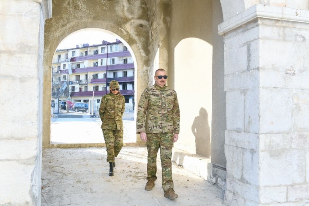 Prezident İlham Əliyev Füzuli rayonunda Füzuli-Şuşa yolunun və hava limanının təməlini qoyub, Şuşa şəhərində səfərdə olub (FOTO/VİDEO) (YENİLƏNİB)