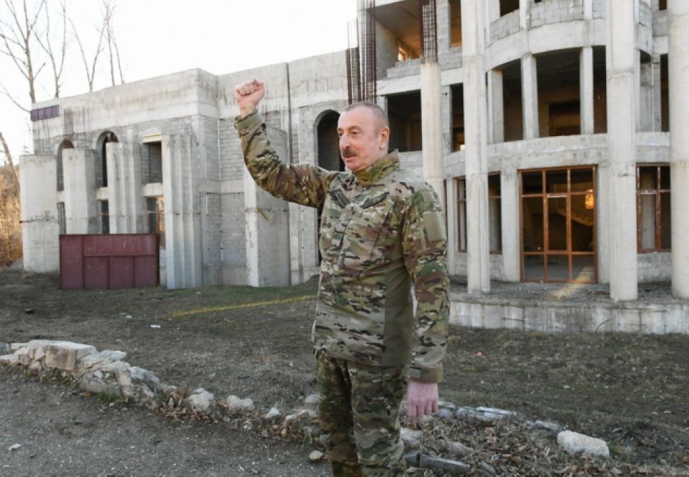 Prezident İlham Əliyev Füzuli rayonunda Füzuli-Şuşa yolunun və hava limanının təməlini qoyub, Şuşa şəhərində səfərdə olub (FOTO/VİDEO) (YENİLƏNİB)