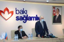Azərbaycan istifadə olunan vaksin ən effektli və təhlükəsizdir - Peyvənd olunan Oqtay Şirəliyev (FOTO)