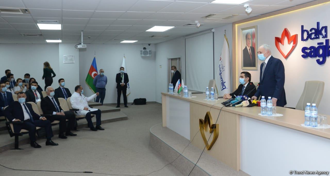 Azərbaycan istifadə olunan vaksin ən effektli və təhlükəsizdir - Peyvənd olunan Oqtay Şirəliyev (FOTO)