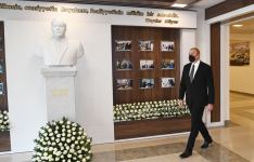 Prezident İlham Əliyev Sabunçu və Suraxanı rayonlarında yenidən tikilən məktəblərdə yaradılan şəraitlə tanış olub (YENİLƏNİB) (FOTO/VİDEO)