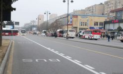Sıxlığın həlli üçün çəkilən avtobus zolaqları özü sıxlıq yaradır - Nəzarət gücləndirilməlidir (FOTO)
