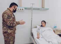 İki şəhid atası "YAŞAT" fondu tərəfindən əməliyyat olunub (FOTO)