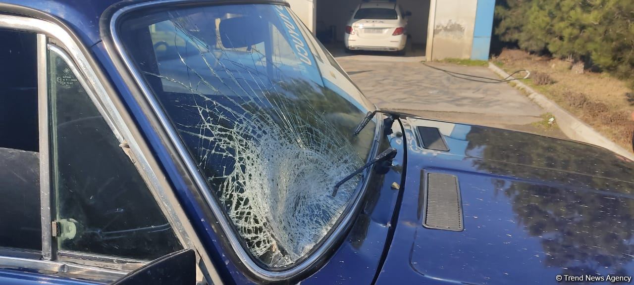 Bərdədə 50 yaşlı kişini maşın vurub öldürdü (FOTO)